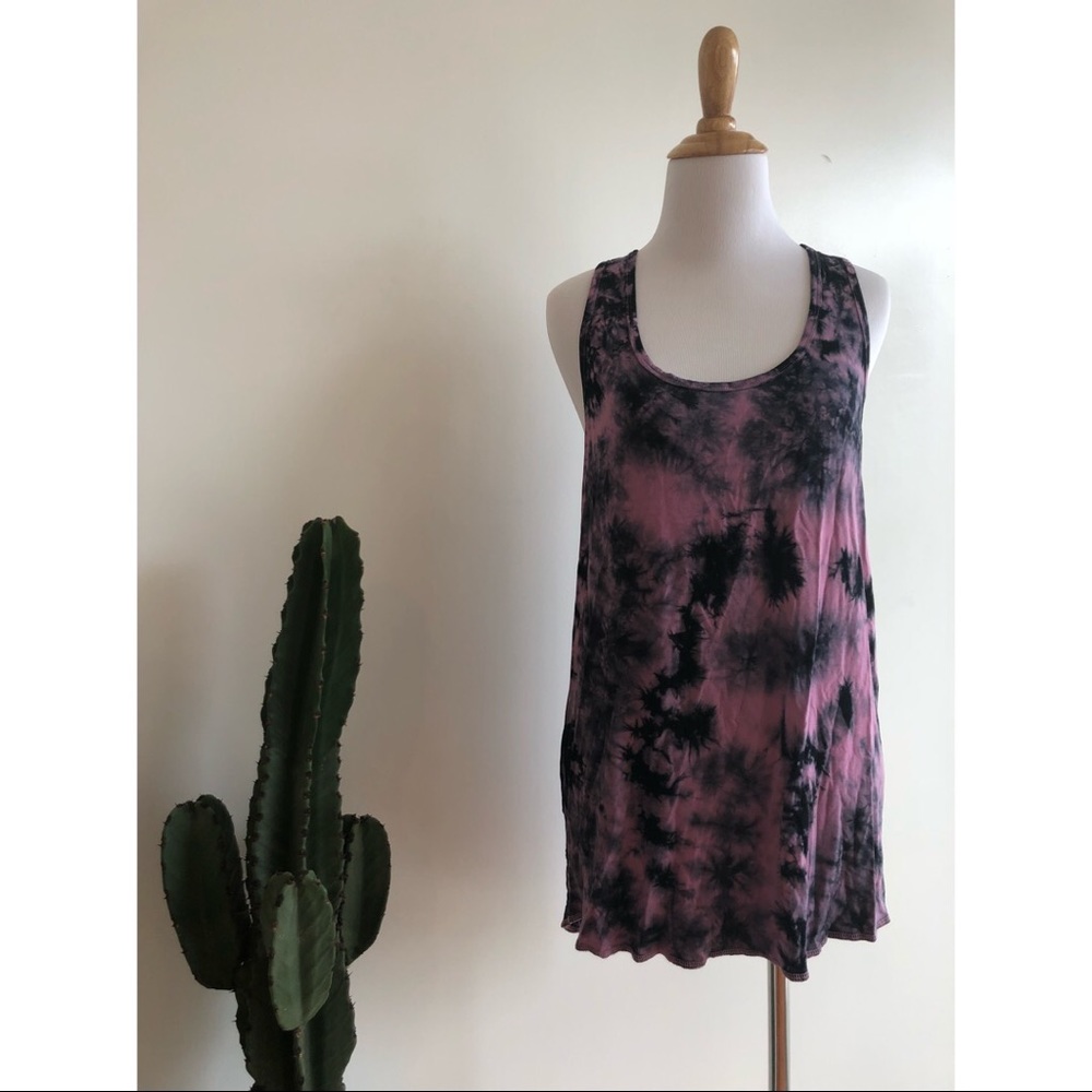 Black/pink tie-dye tank top